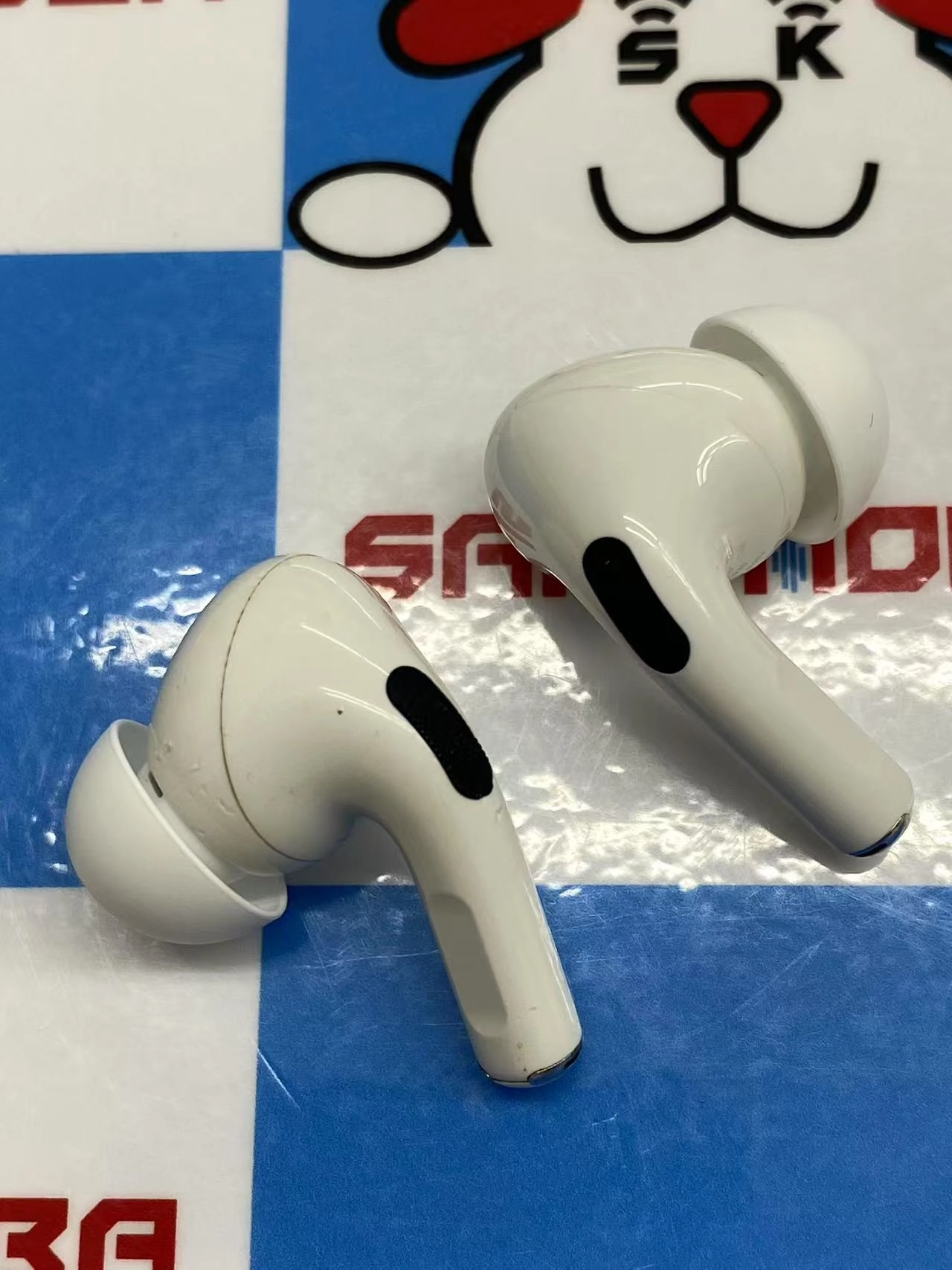 AirPods Pro 第1世代 2019年モデル ホワイト A2084