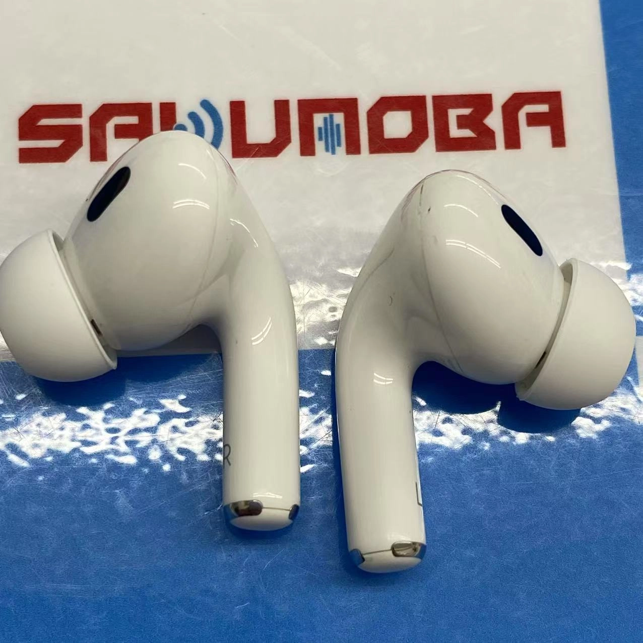 AirPods Pro 第2世代 MagSafe充電ケース(USB-C)付き ホワイト A2968