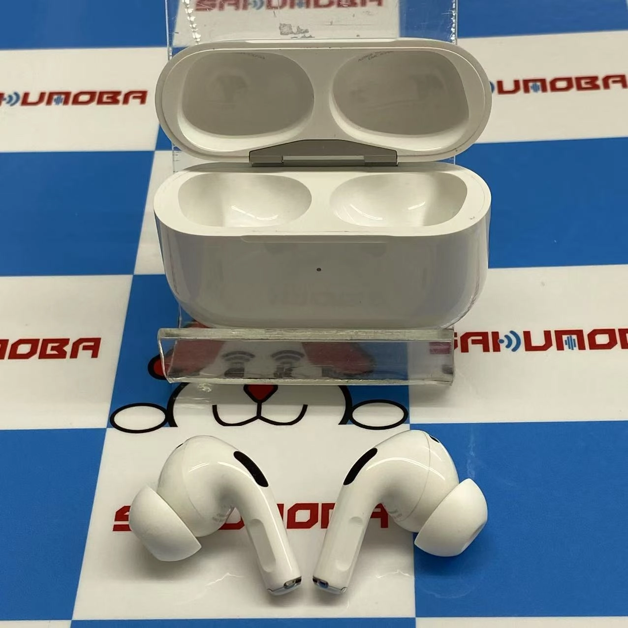 AirPods Pro 第2世代 MagSafe充電ケース(USB-C)付き ホワイト A2968