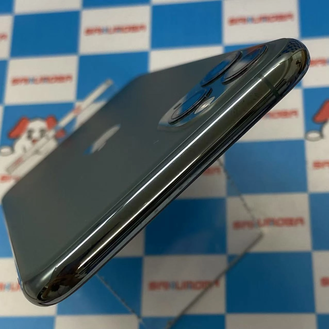 iPhone11 Pro Max 256GB ミッドナイトグリーン MWHM2J/A SIMロック解除済 SoftBank版SIMフリー 美品