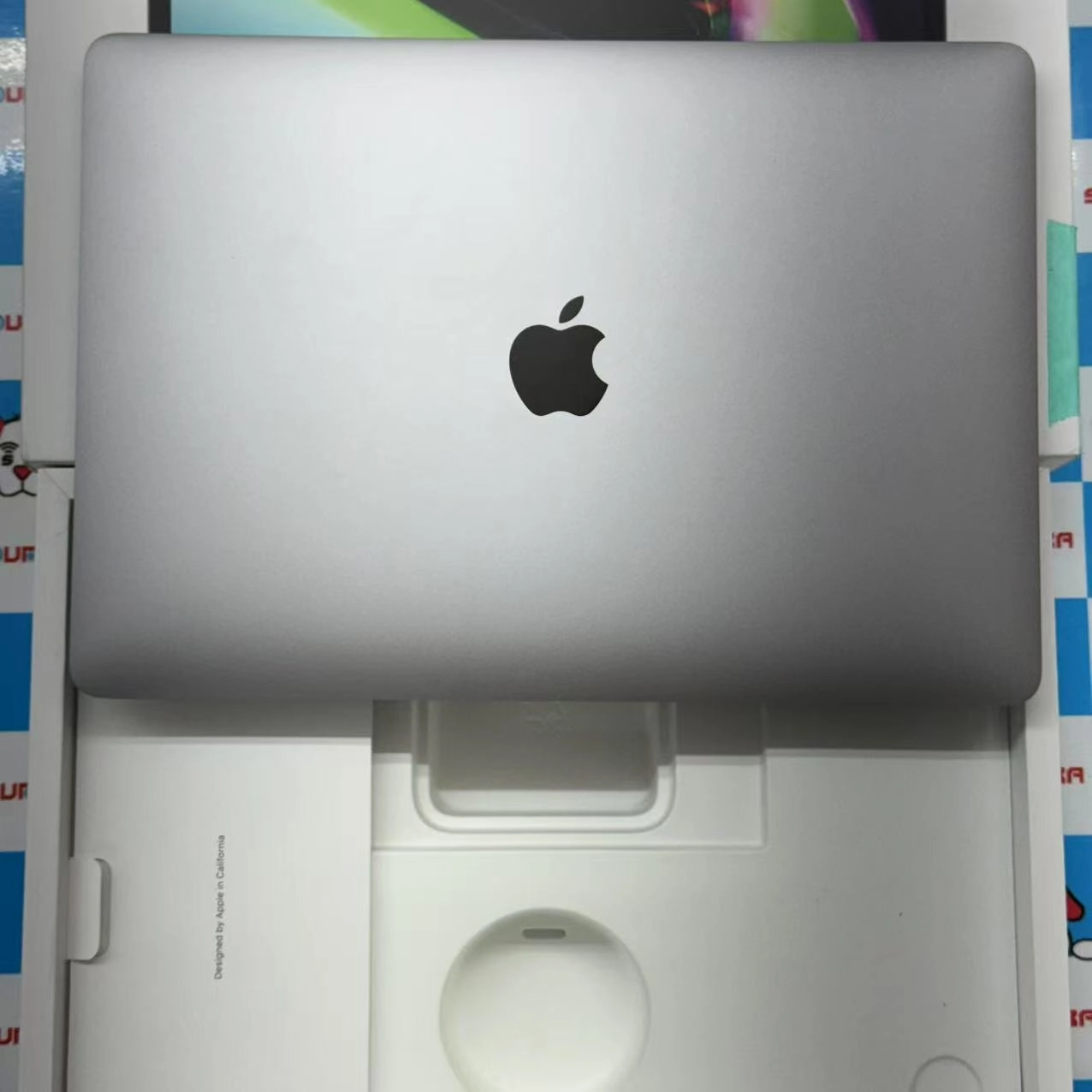 MacBook Pro 13インチ M1 2020 8CPU 8GPU 8GB/256GB スペースグレイ MYD82J/A 美品