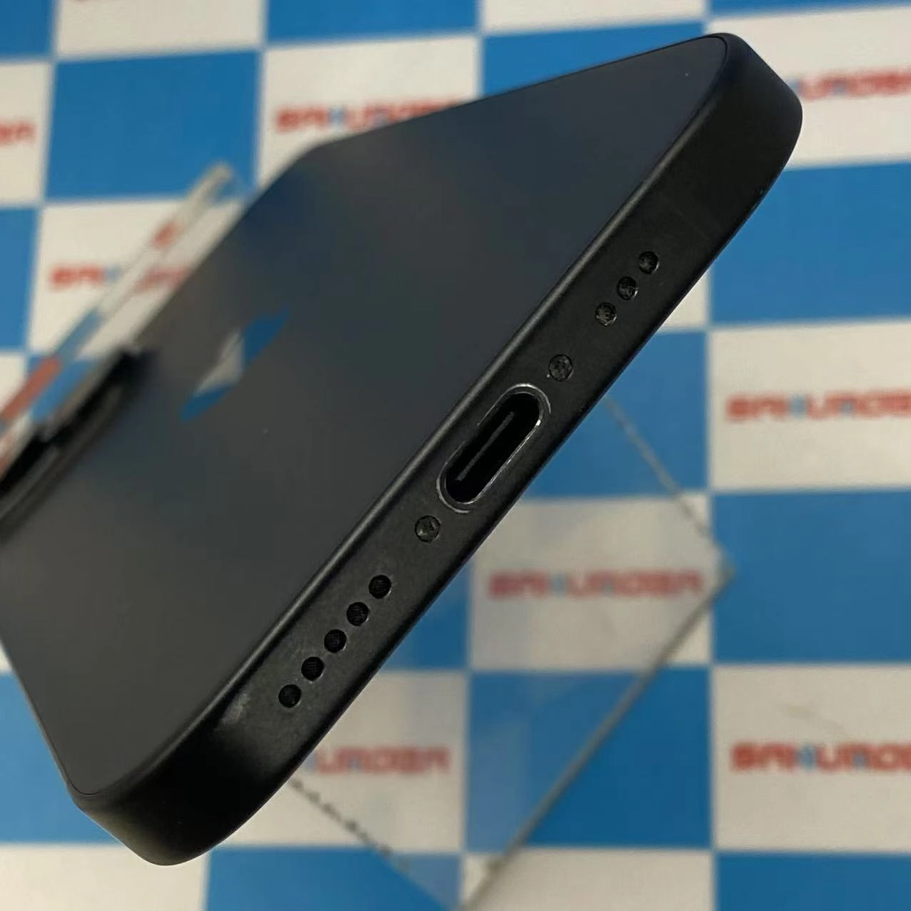 iPhone15 128GB ブラック MTMH3J/A AU版SIMフリー