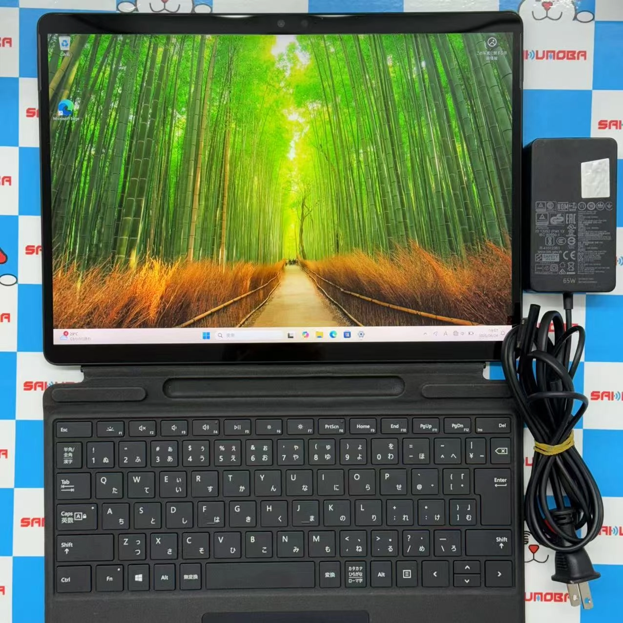 Surface Pro 8 Core i5-1135G7 8GB/256GB グラファイト 8PQ-00026