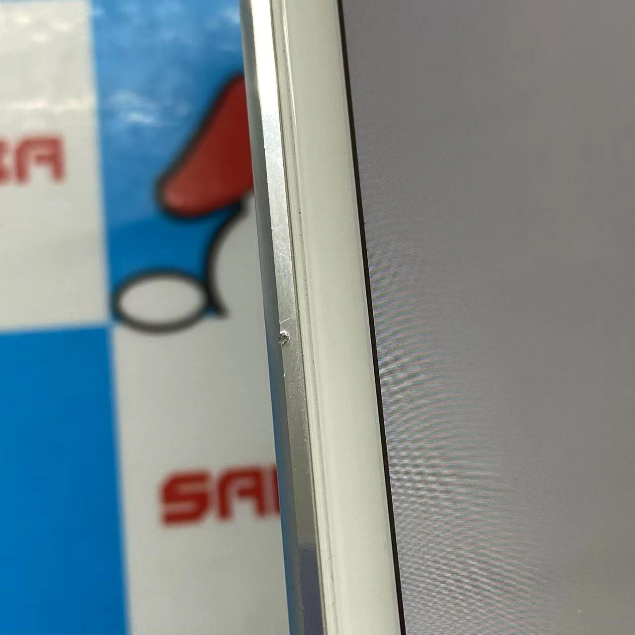 iPad mini 第4世代 Wi-Fi+Cellular モデル 64GB シルバー MK732J/A SIMフリー 訳あり品