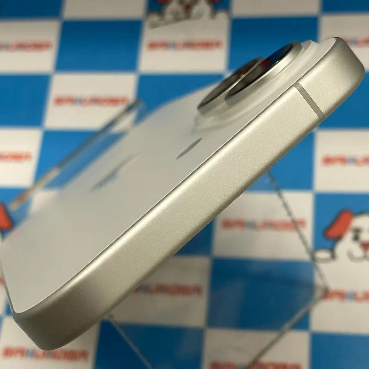 iPhone16 128GB ホワイト MYDR3J/A SIMロック解除済 docomo訳あり開封未使用