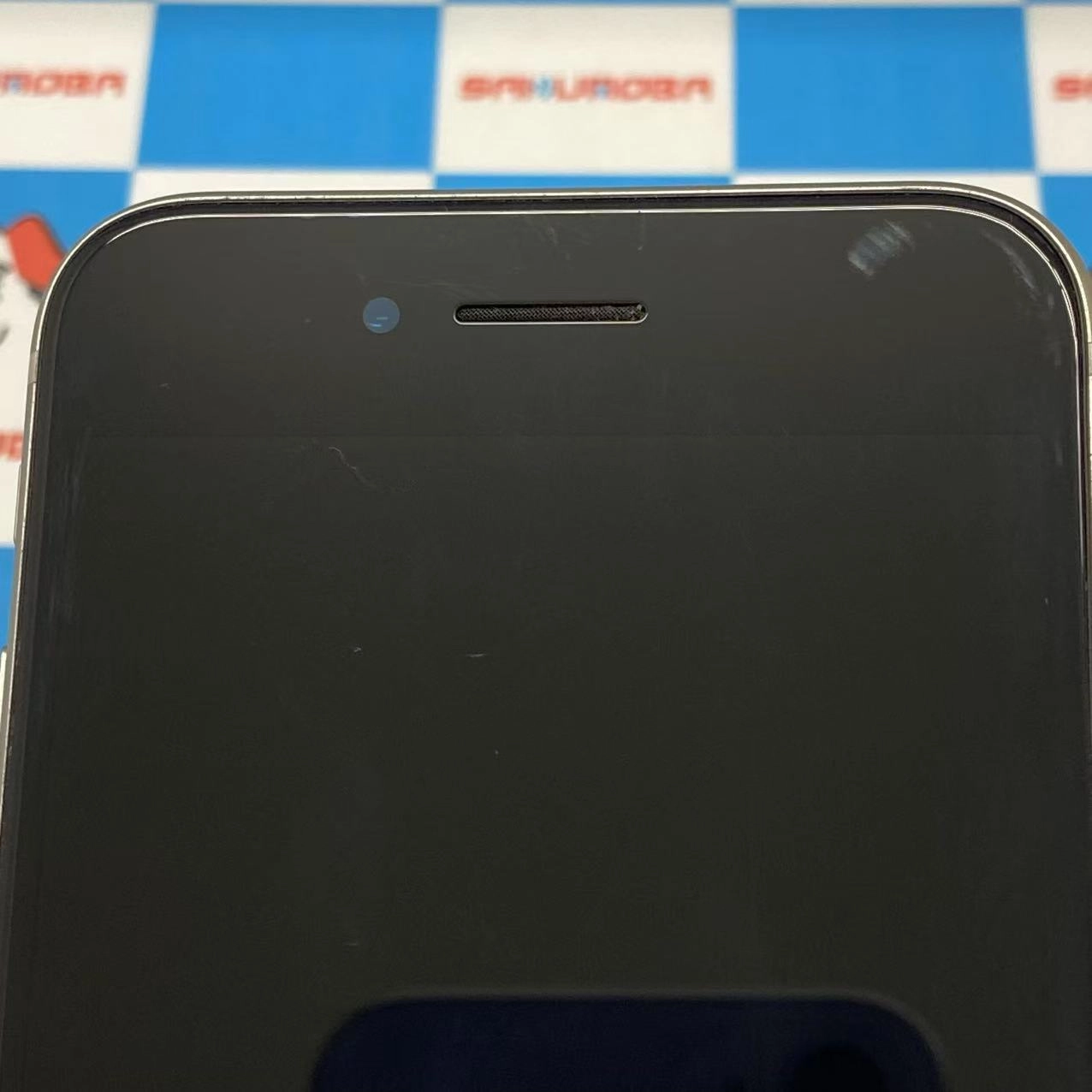 iPhoneSE 第3世代 64GB スターライト MMYD3J/A AU版SIMフリー