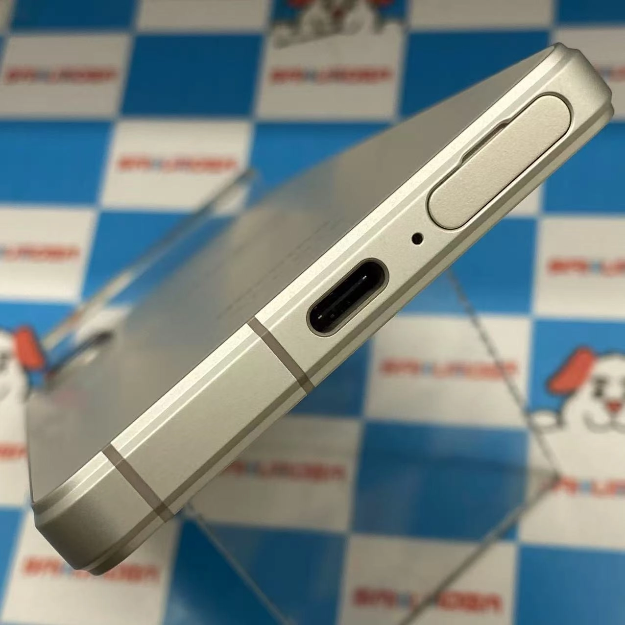 Xperia 5 V 128GB プラチナシルバー SO-53D docomo版SIMフリー