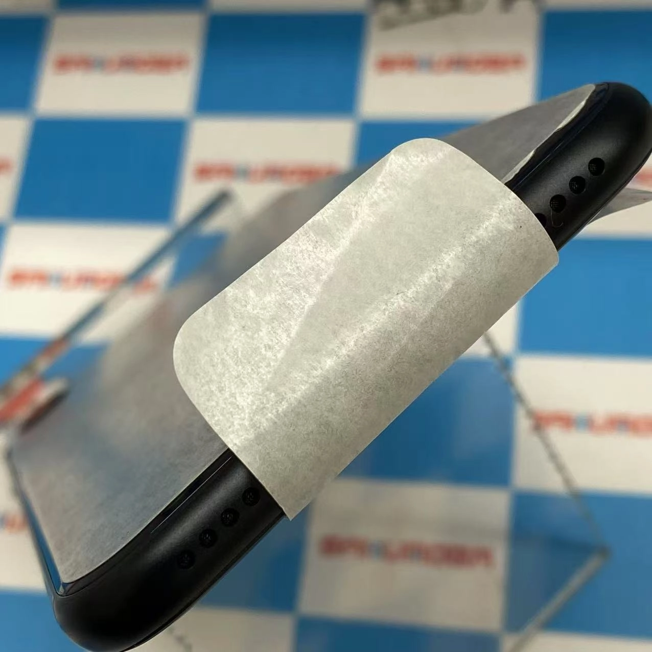 iPhoneSE 第3世代 128GB ミッドナイト NMYF3J/A AU版SIMフリー 交換新品