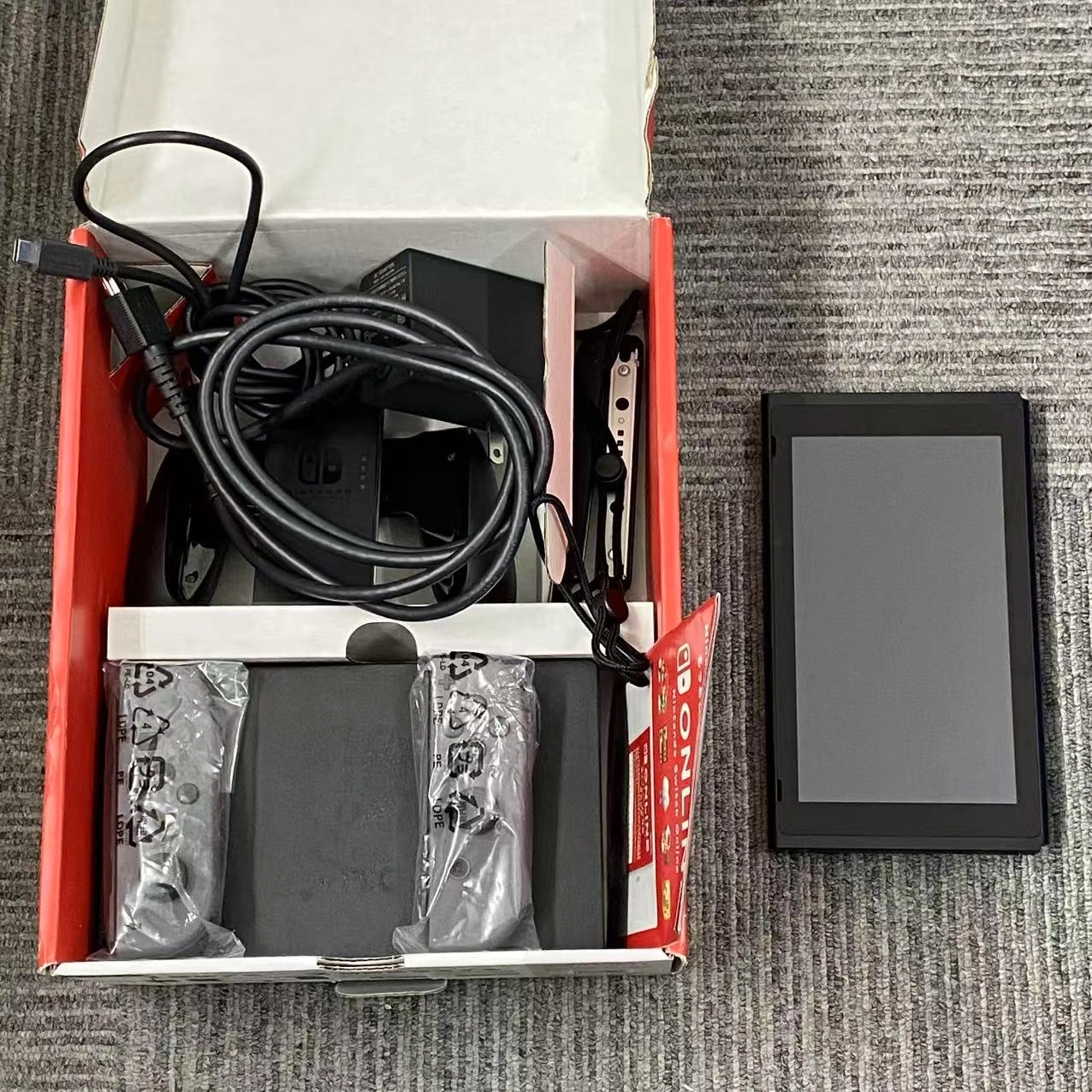 Nintendo Switch Joy-Con(L)/(R)  2023年モデル 32GB グレー HAD-S-KAAAH