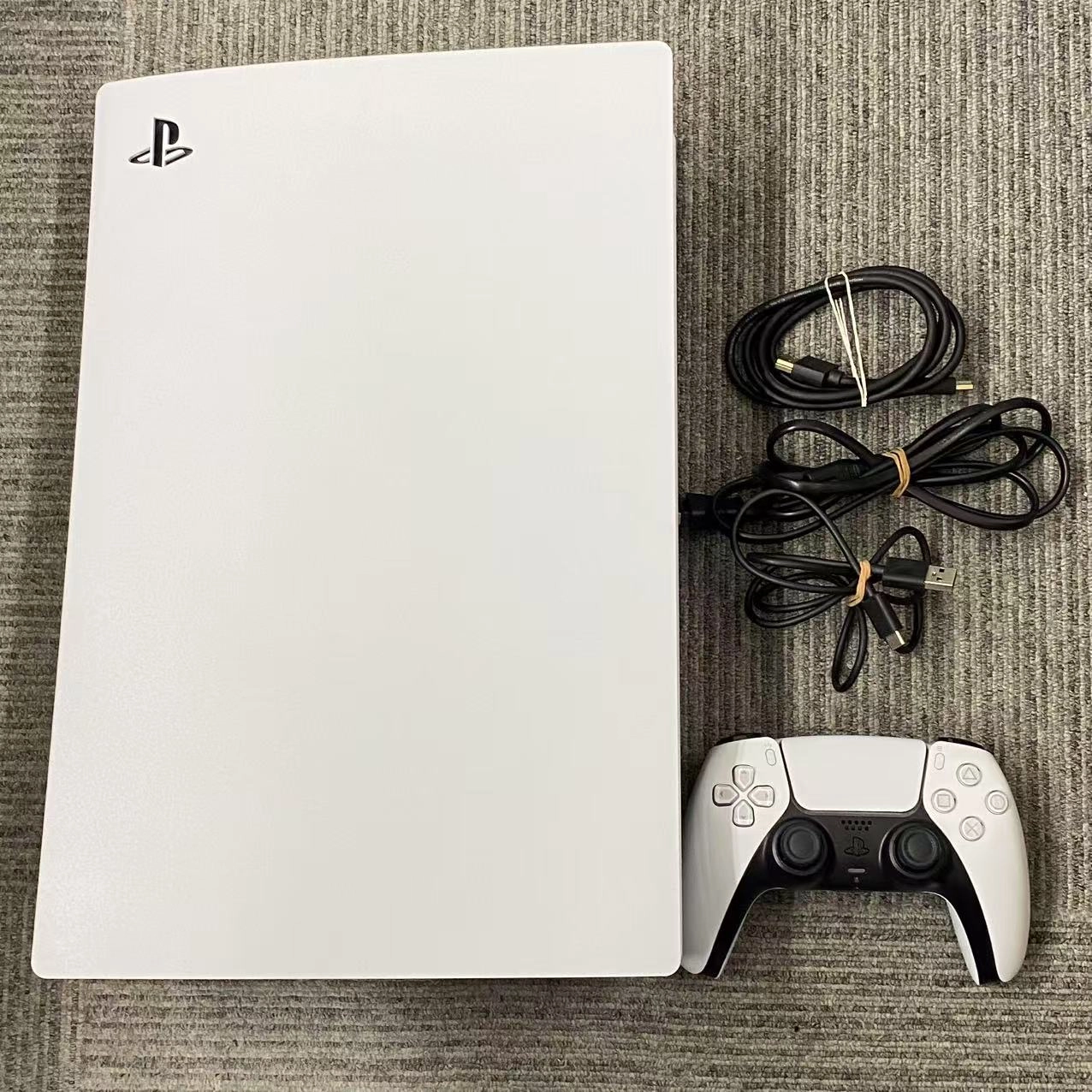 Playstation5 CFI-1000A01 825GB ホワイト