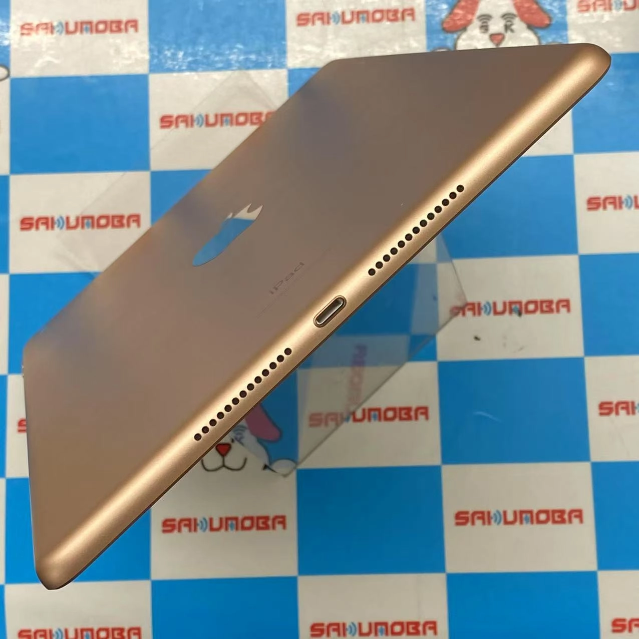 iPad 第7世代 Wi-Fiモデル 32GB ゴールド MW762J/A 新品同様