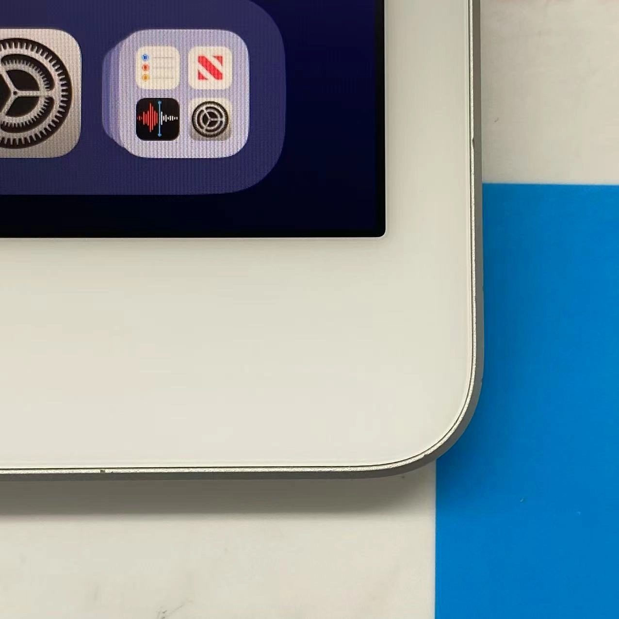 iPad 第7世代 Wi-Fiモデル 32GB シルバー MW752J/A