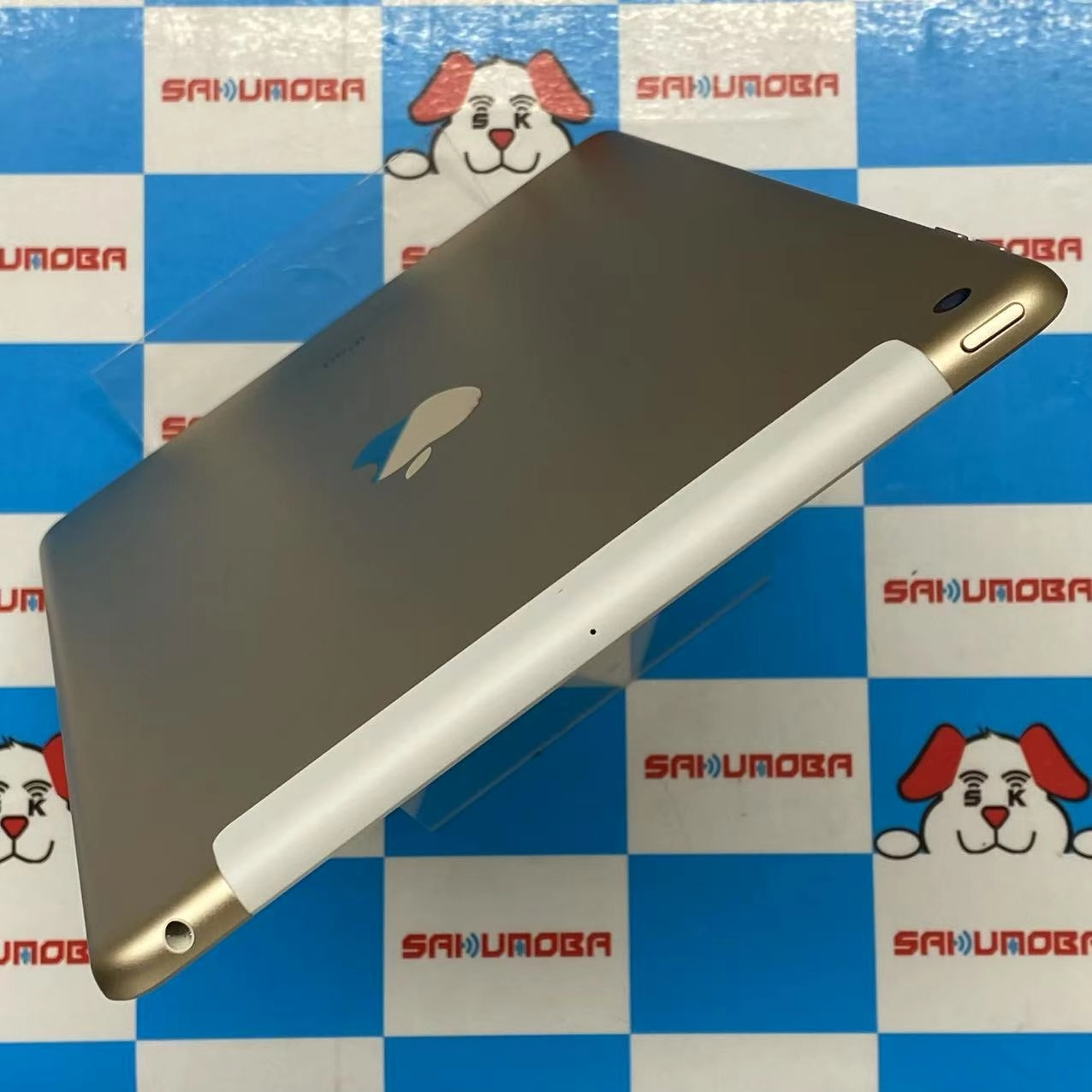 iPad 第5世代 Wi-Fi+Cellularモデル 32GB ゴールド MPG42J/A docomo版SIMフリー 極美品