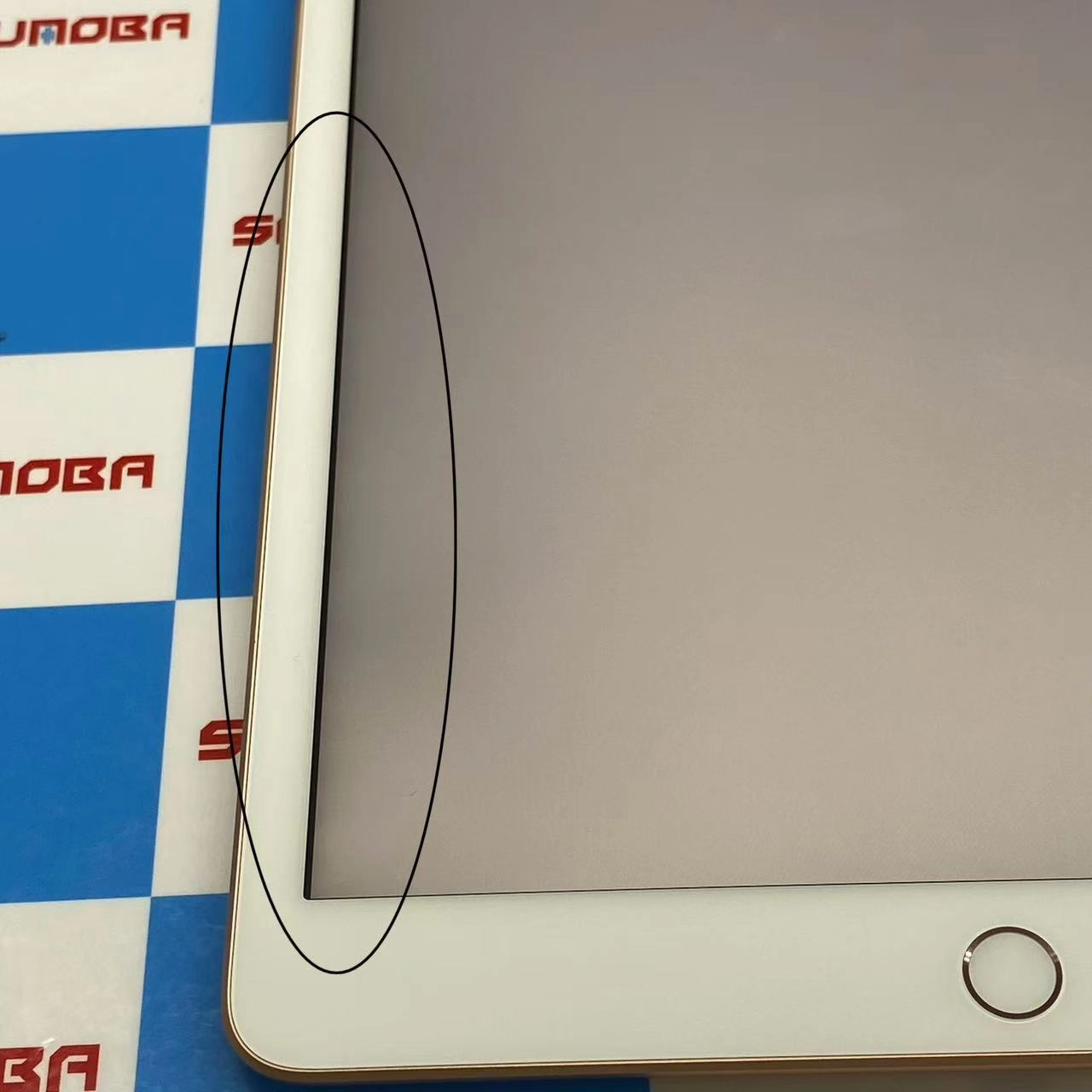 iPad 第7世代 Wi-Fi+Cellularモデル 32GB ゴールド MW6D2J/A SIMロック解除済 docomo訳あり品