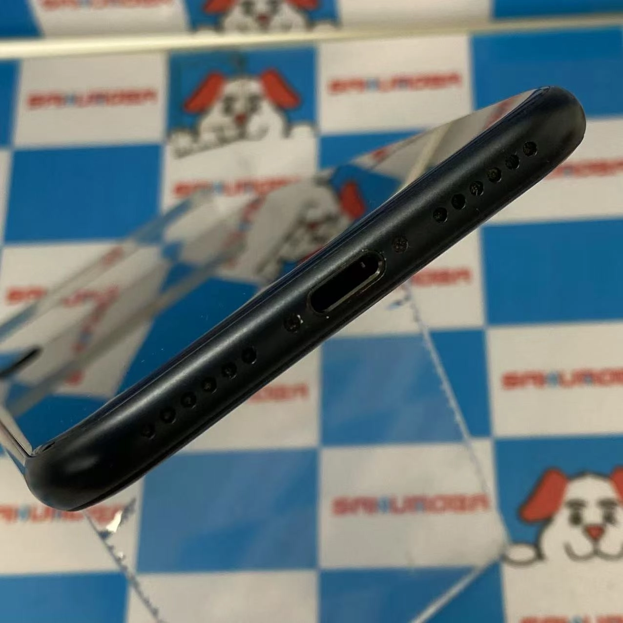 iPhoneSE 第3世代 256GB ミッドナイト MMYJ3J/A SIMフリー