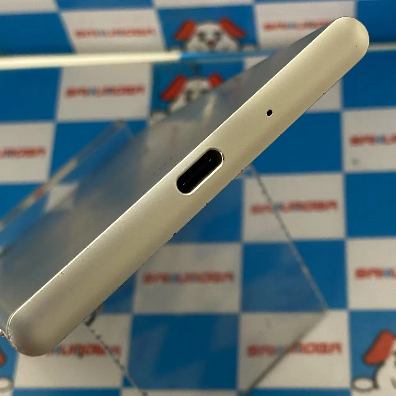 Xperia XZ1 64GB ウォームシルバー SOV36 AU版SIMフリー