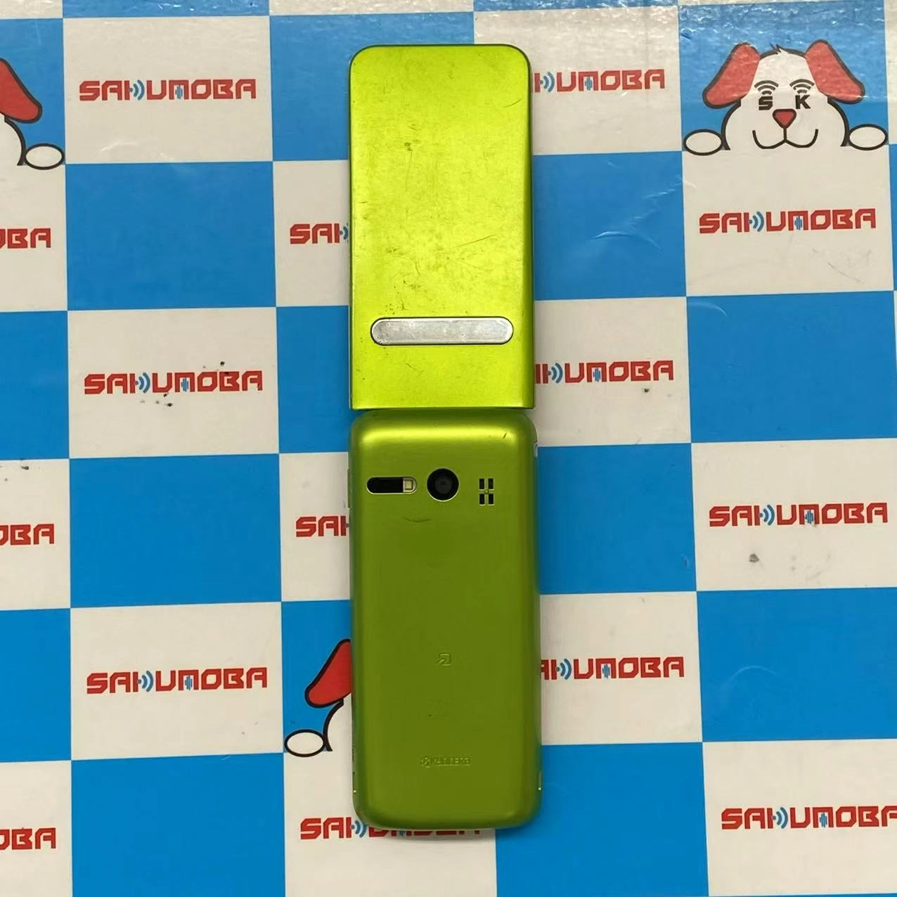 GRATINA KYF37 ** グリーン au