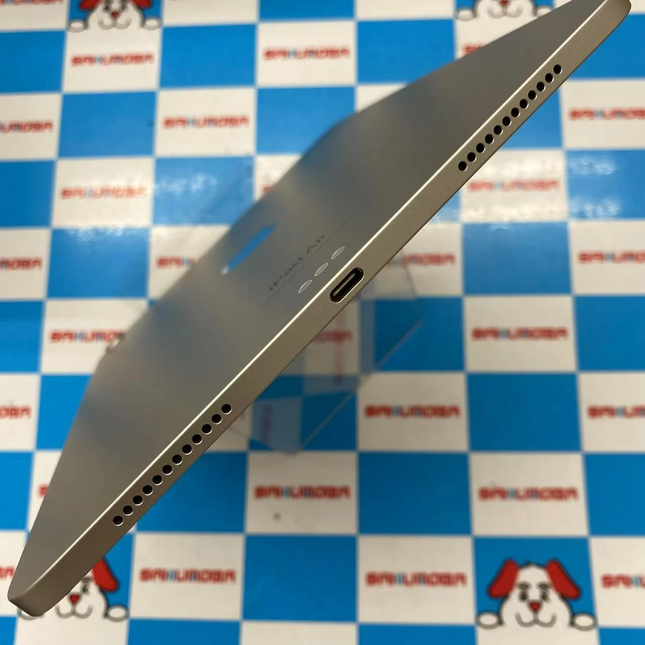 iPad Air 第5世代 Wi-Fiモデル 256GB スターライト MM9P3J/A 新品同様品