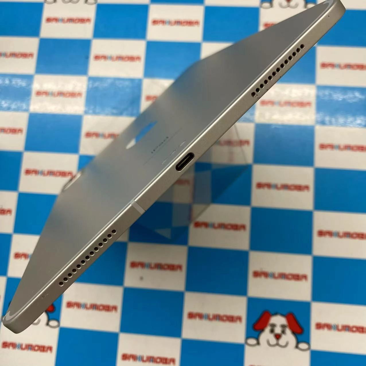 iPad Pro 11インチ 第2世代 Wi-Fi+Cellular 256GB シルバー MXE52J/A AU版SIMフリー au