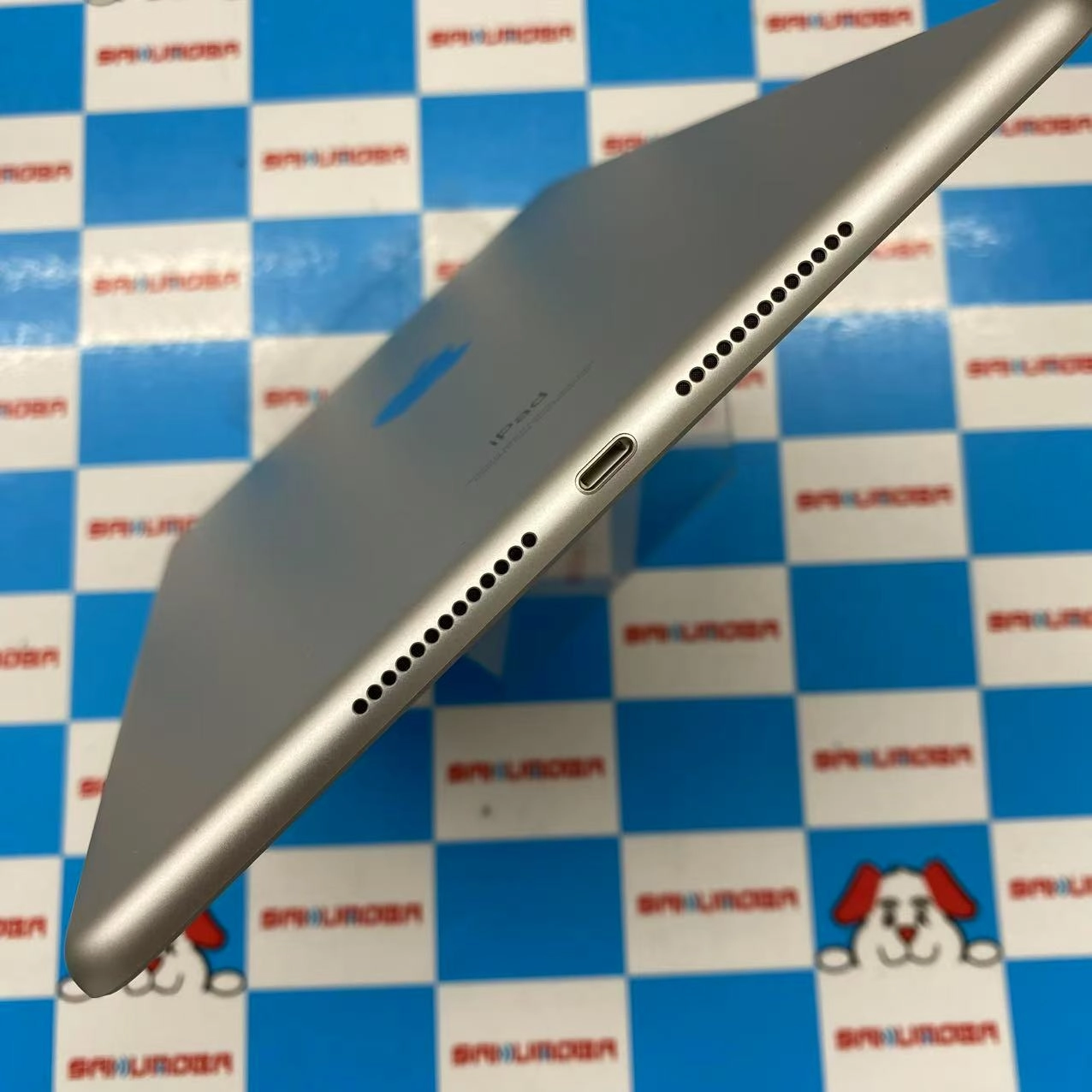 iPad 第9世代 Wi-Fiモデル 64GB シルバー MK2L3J/A 極美品