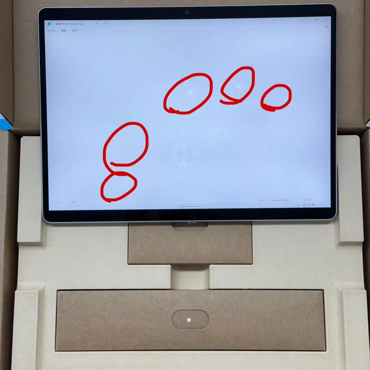 Surface Pro 9 8GB/256GB Core i5-1245U フォレスト QF1-00011 訳あり品