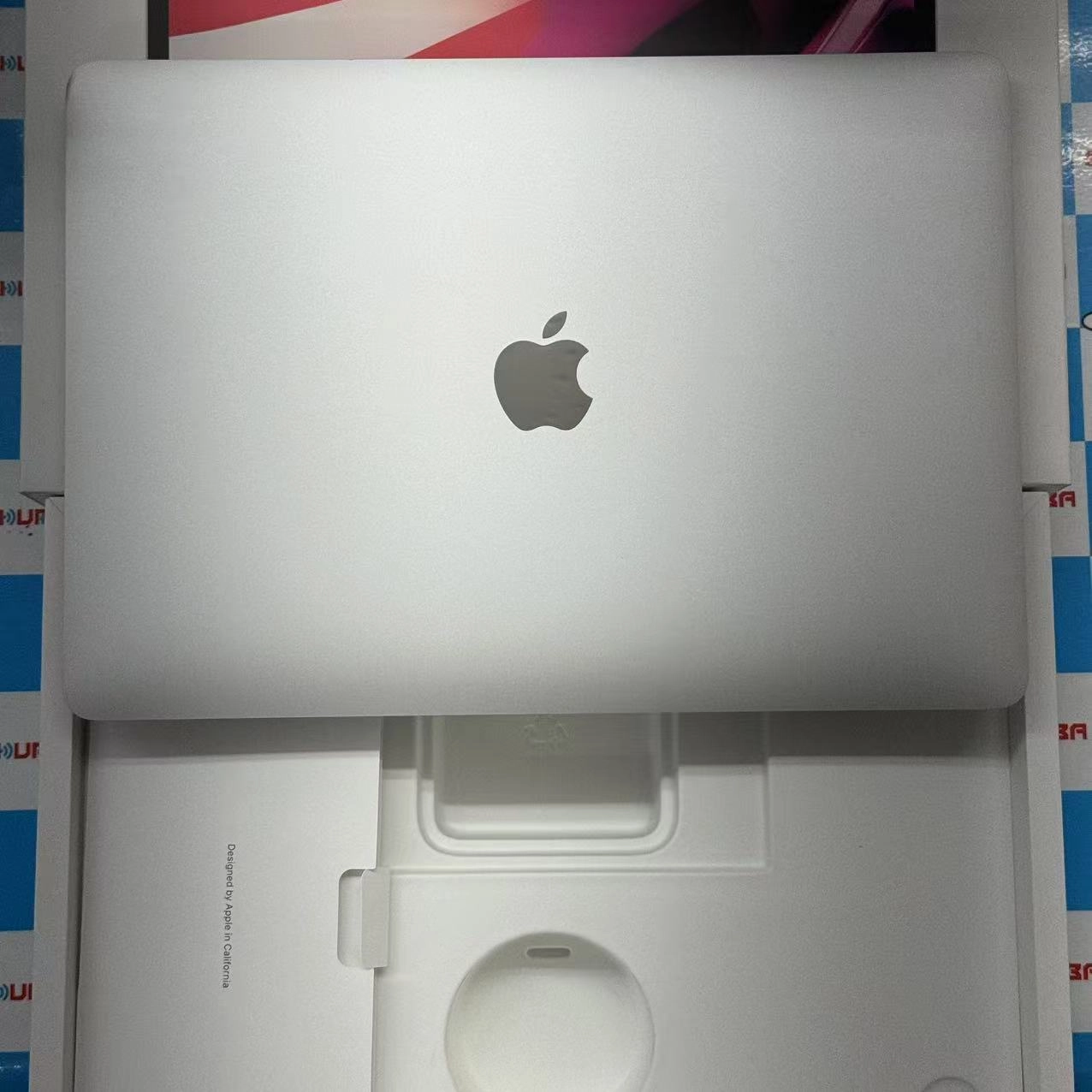 MacBook Pro 13インチ M1 2020 16GB/512GB 8CPU 8GPU シルバー A2338