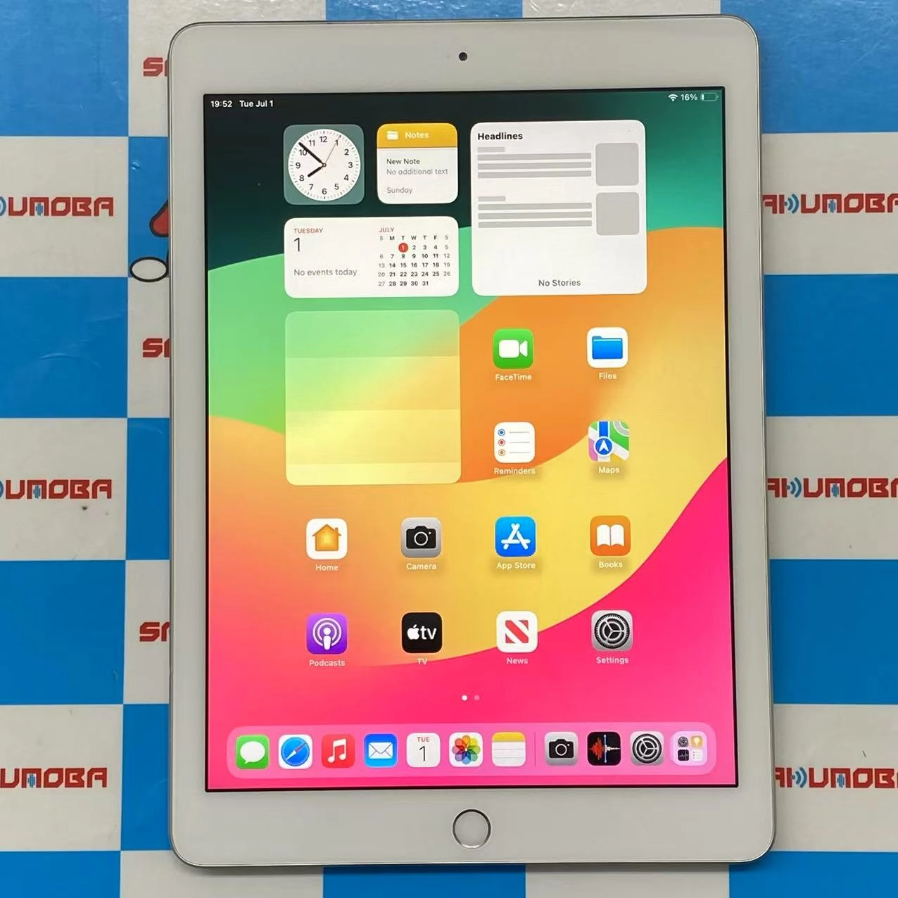 iPad 第6世代 Wi-Fiモデル 32GB シルバー MR7G2J/A