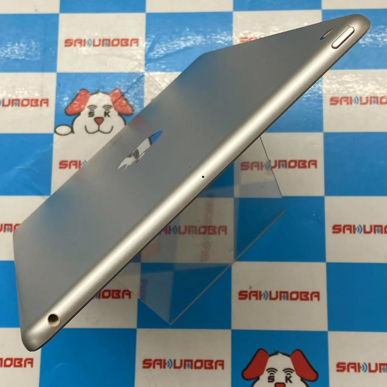 iPad 第6世代 Wi-Fiモデル 32GB シルバー MR7G2J/A