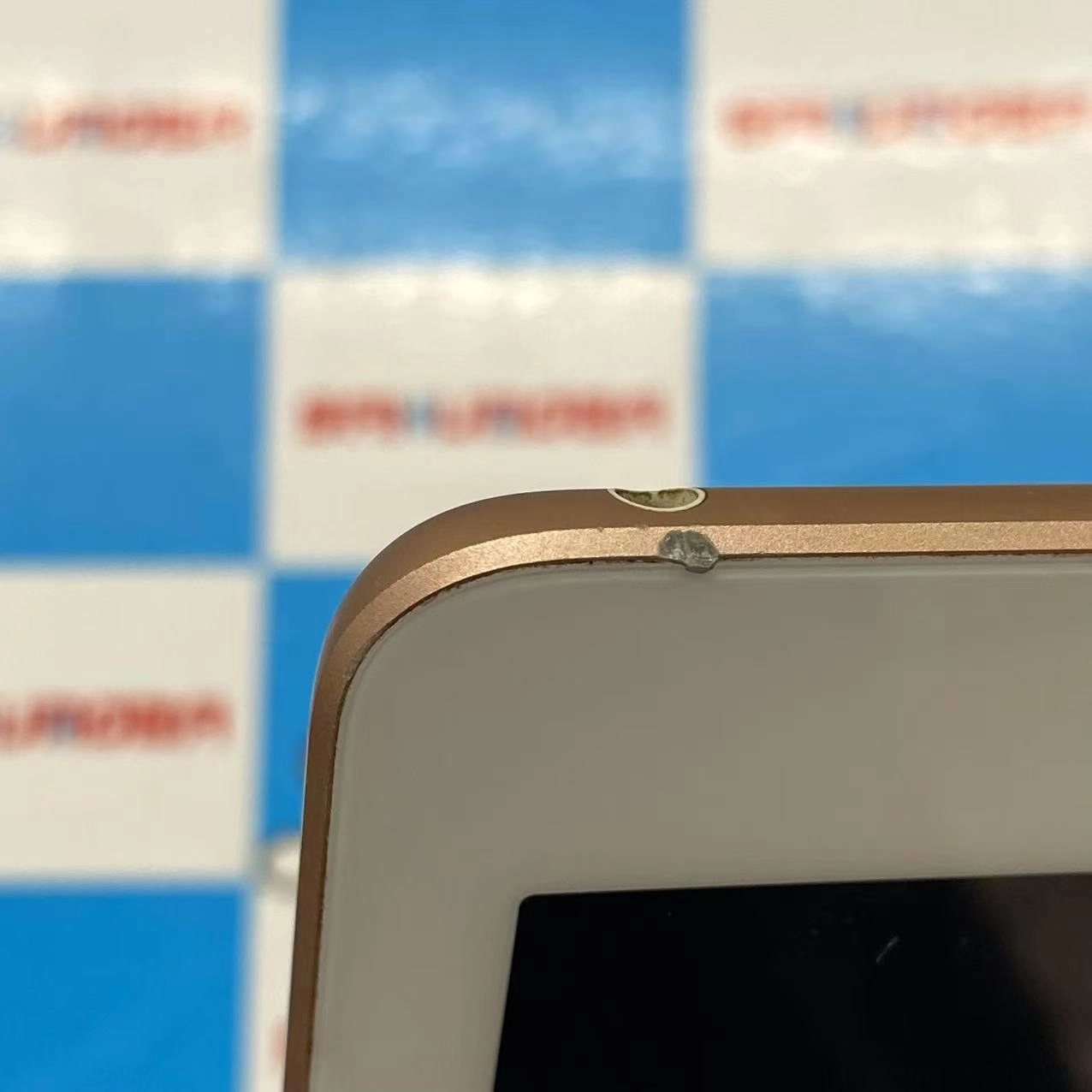 iPad 第6世代 Wi-Fiモデル 32GB ゴールド MRJN2J/A