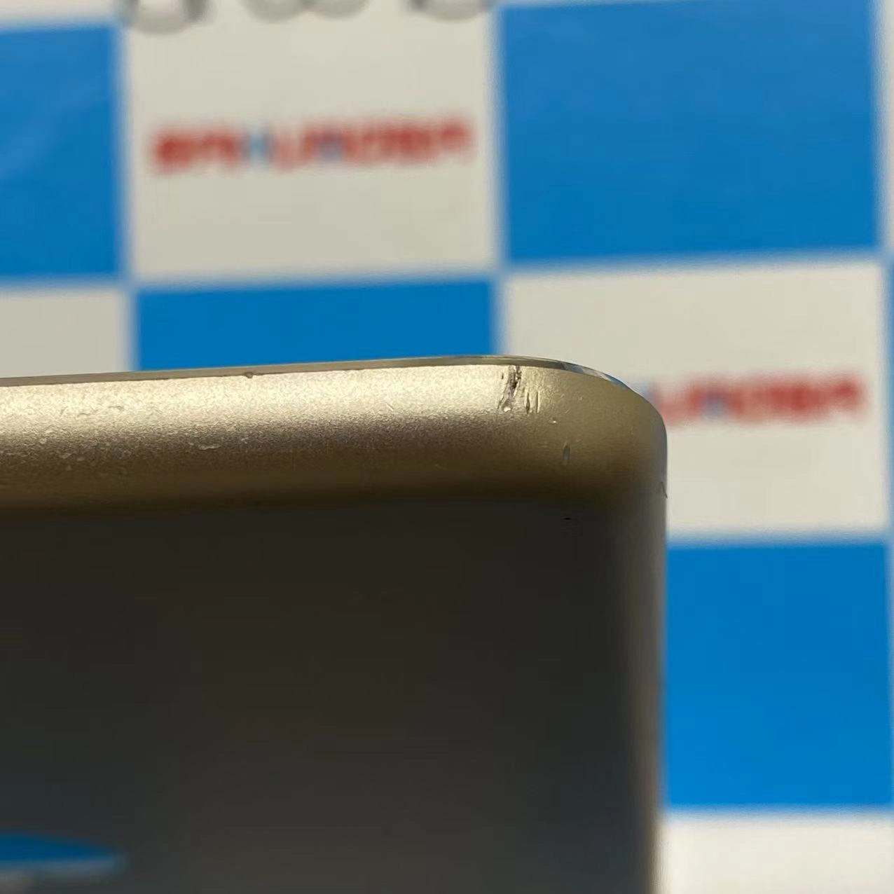 iPad mini 第4世代 Wi-Fi+Cellular モデル 32GB ゴールド MNWG2J/A docomo版SIMフリー