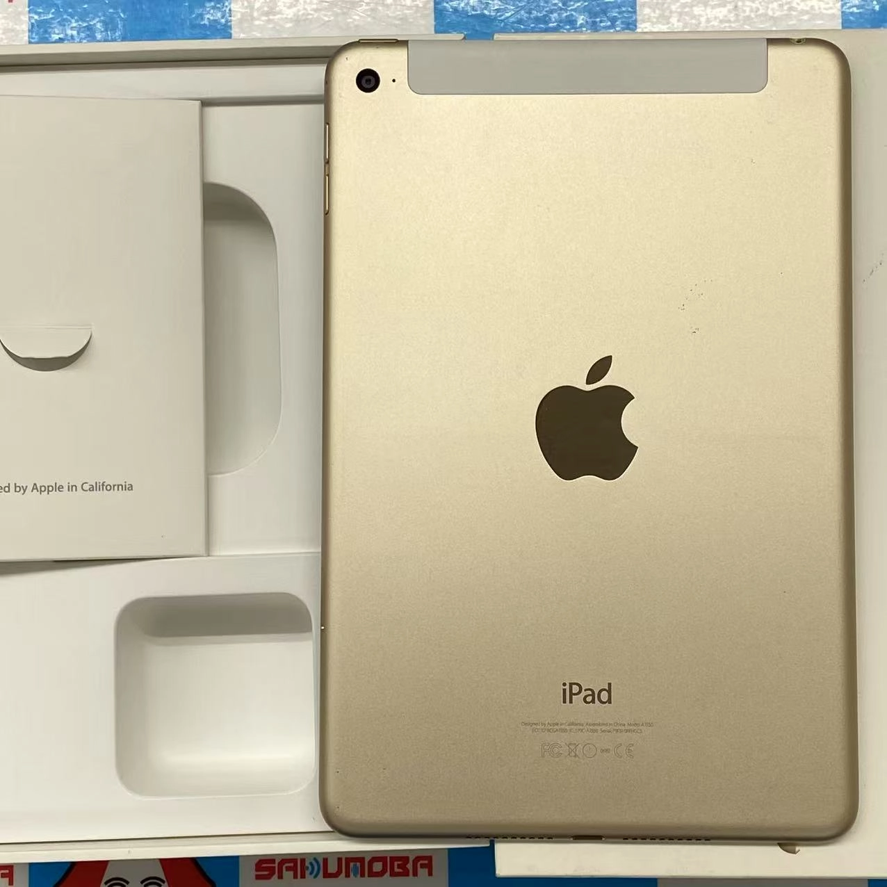 iPad mini 第4世代 Wi-Fi+Cellular モデル 32GB ゴールド MNWG2J/A docomo版SIMフリー