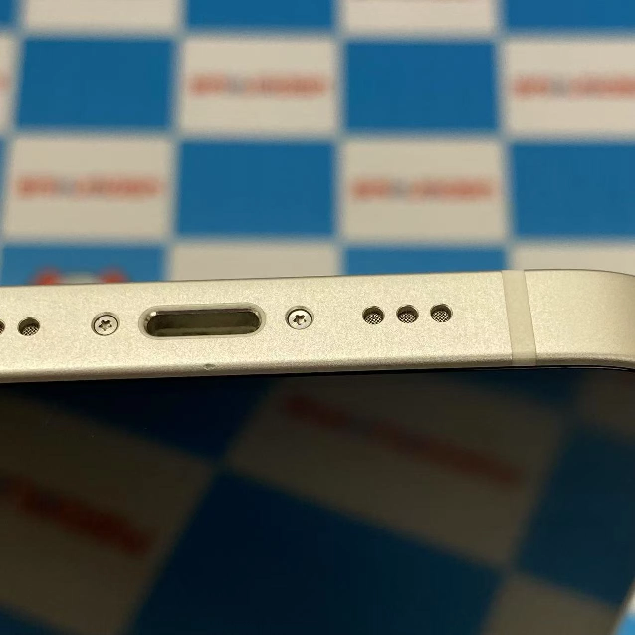 iPhone12 64GB ホワイト MGHP3J/A SoftBank版SIMフリー 美品