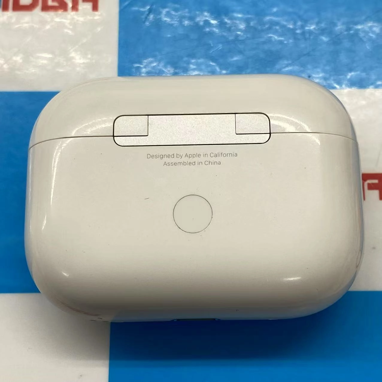 Airpods Pro 第2世代 ー ホワイト MQD83J/A