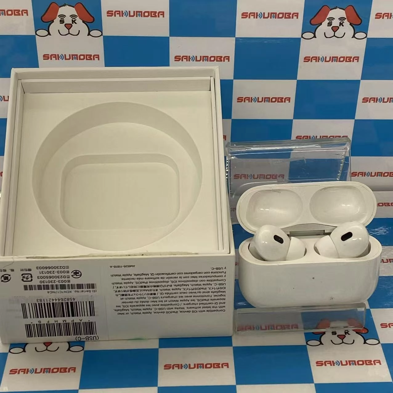 AirPods Pro 第2世代 MagSafe充電ケース(USB-C)付き ホワイト MTJV3J/A