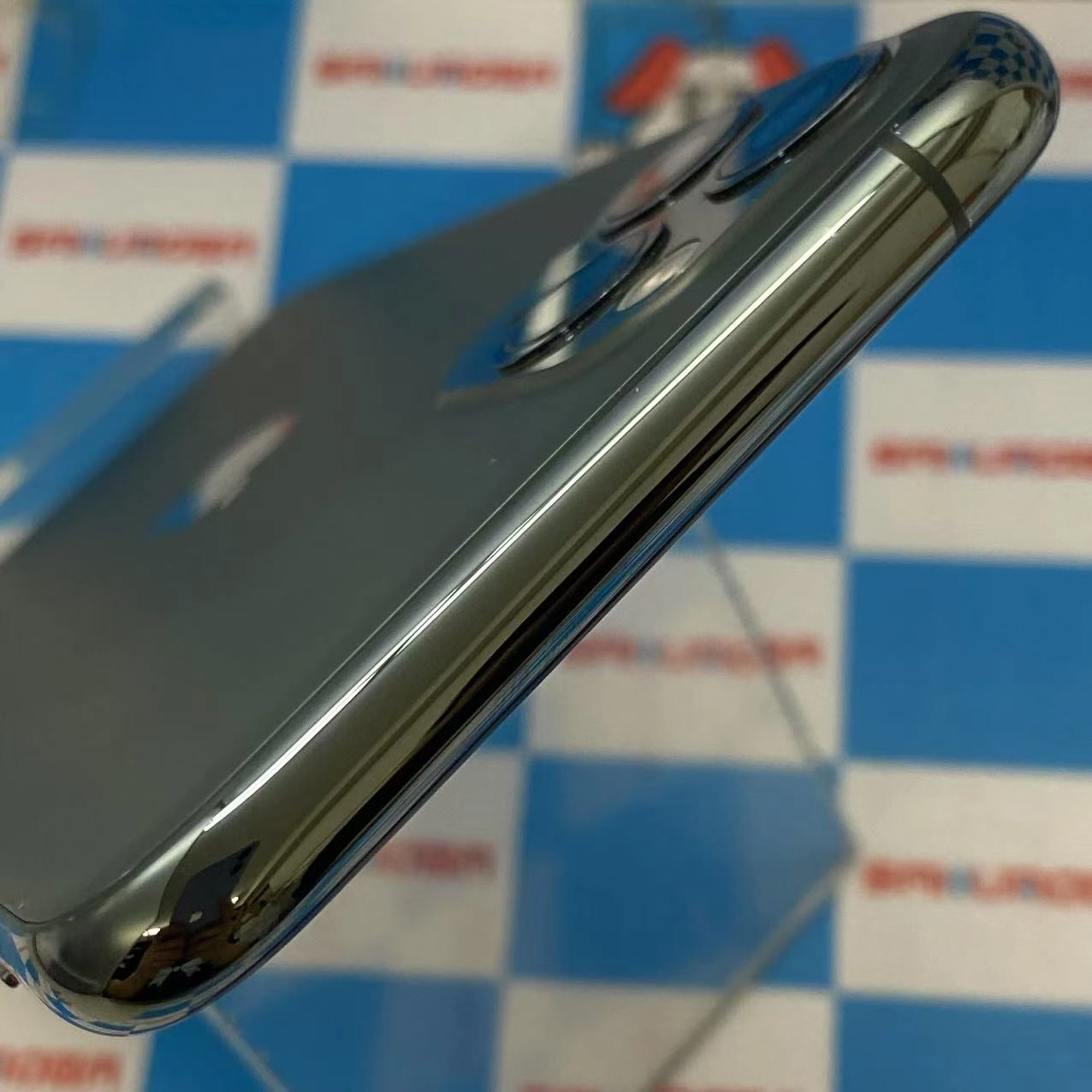 iPhone11 Pro 512GB ミッドナイトグリーン MWCG2J/A au