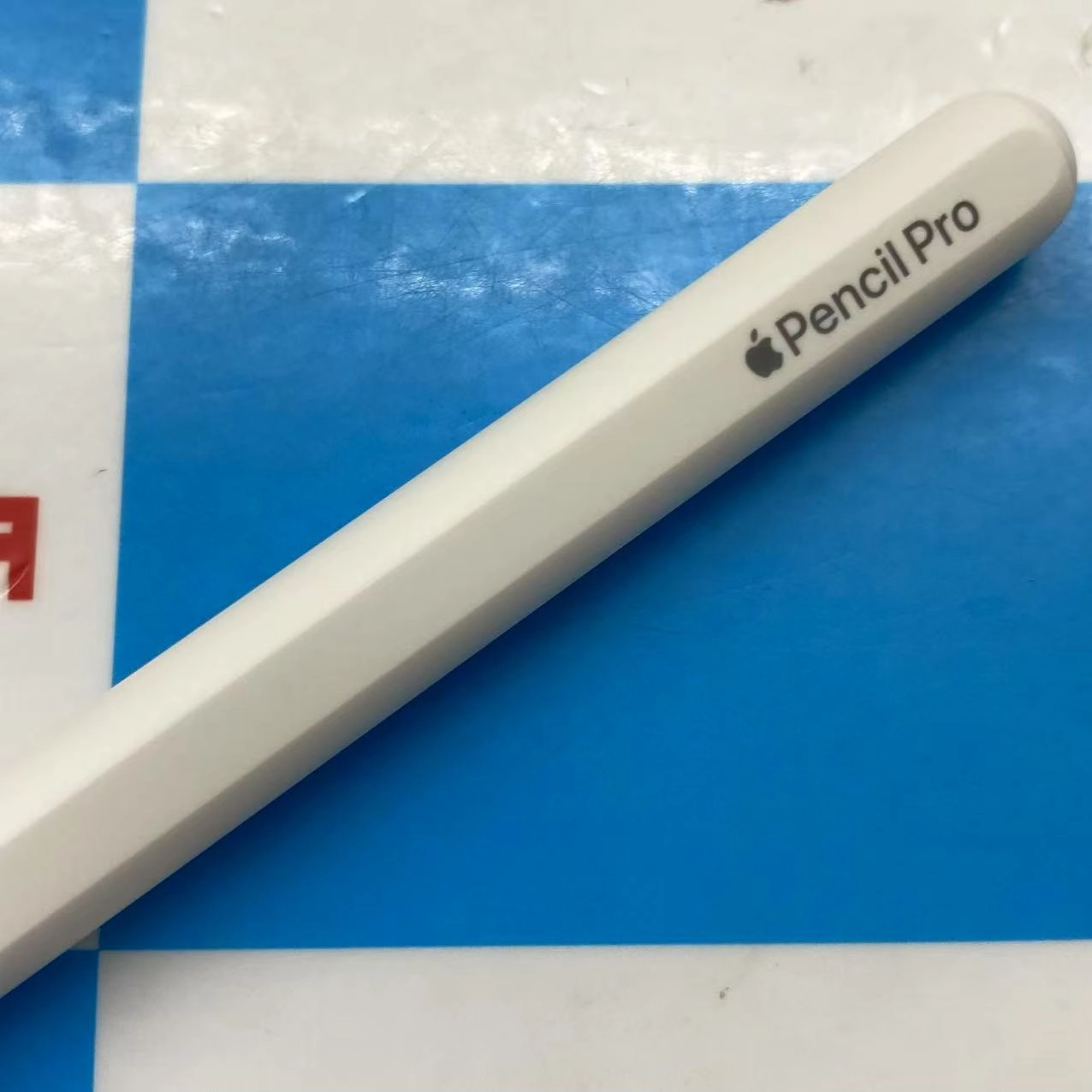 Apple Pencil Pro ホワイト MX2D3ZA/A 新品同様品
