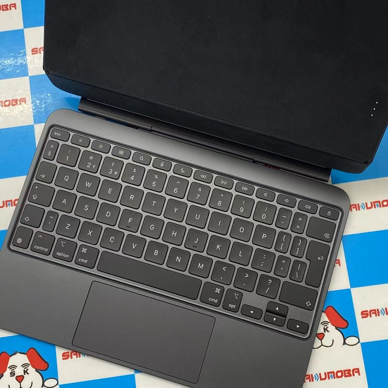 11インチiPad Pro（M4）用 Magic Keyboard - 英語（UK） ** ブラック MWR23BX/A