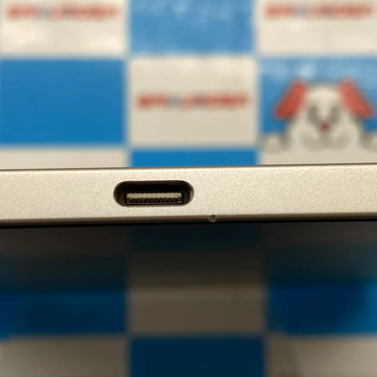 iPad Air 第5世代 Wi-Fiモデル 256GB スターライト MM9P3J/A