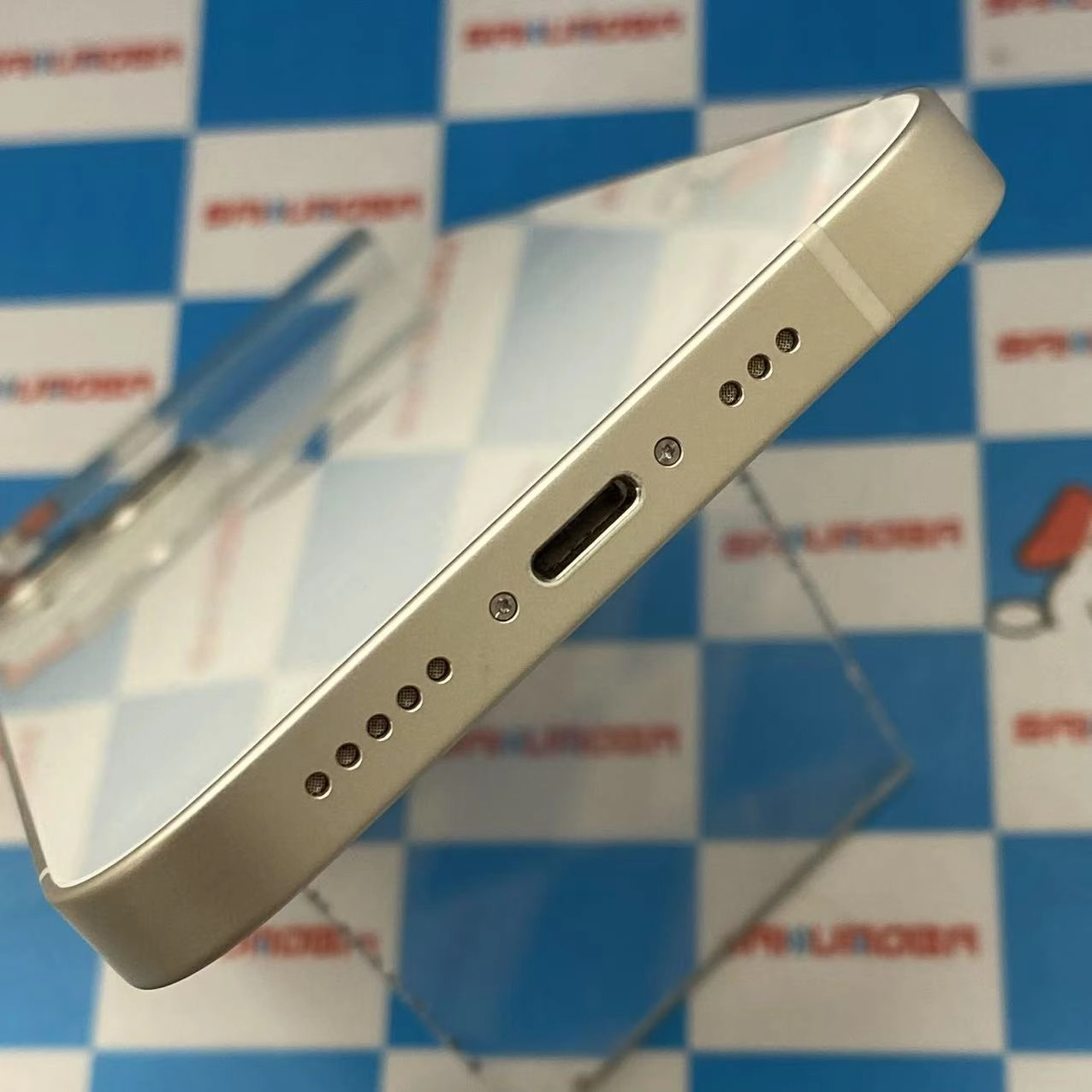 iPhone14 128GB スターライト MPUQ3J/A docomo版SIMフリー 美品