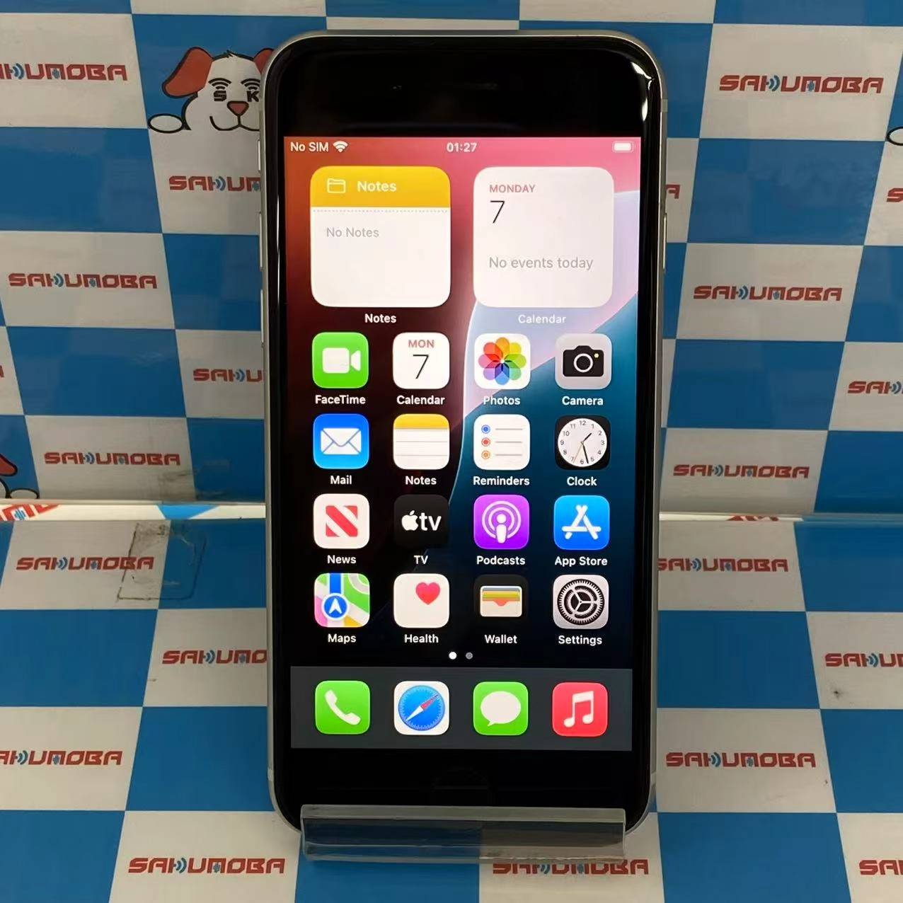 iPhoneSE 第3世代 64GB スターライト MMYD3J/A au