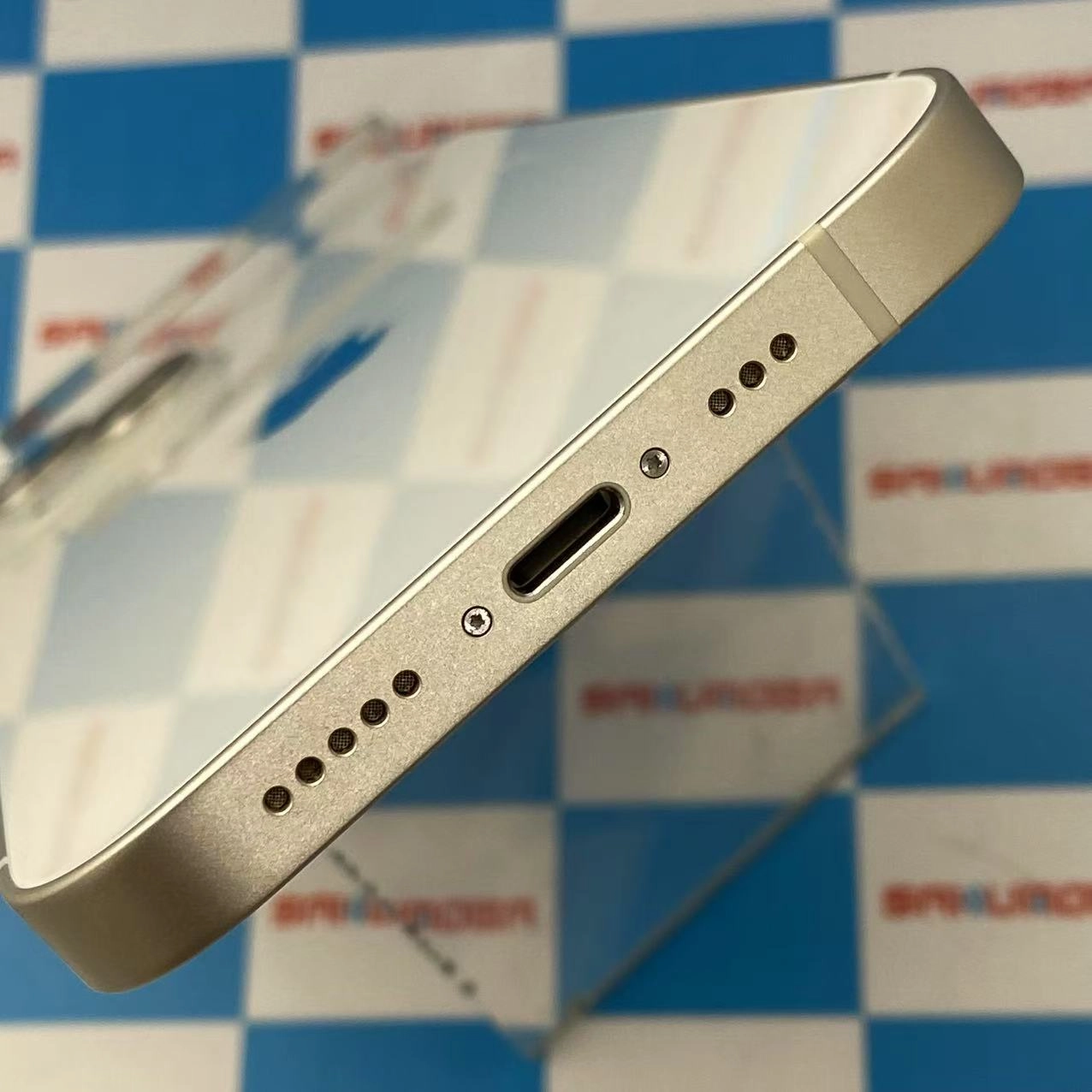 iPhone14 128GB スターライト MPUQ3J/A SIMフリー 極美品