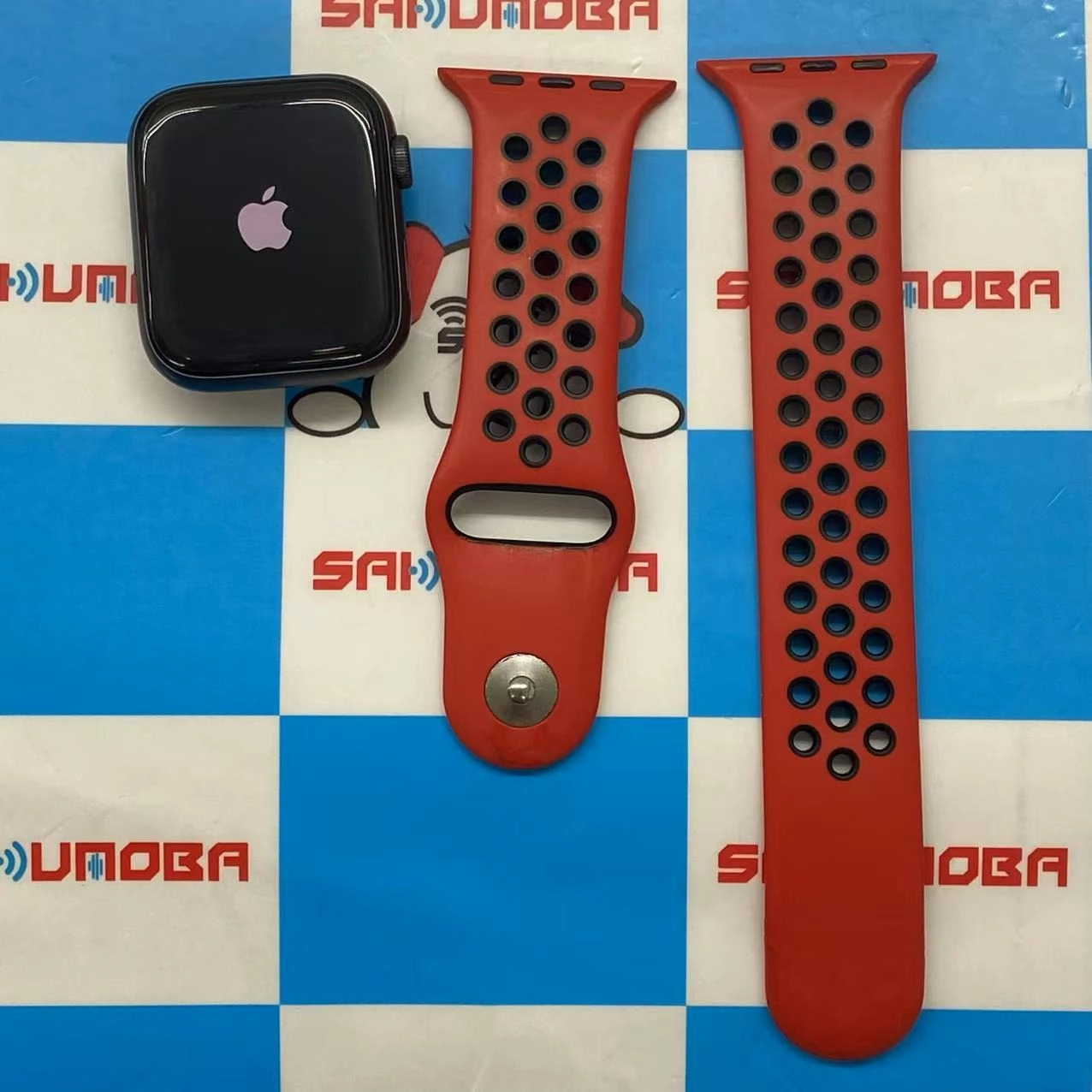 Apple Watch SE 第1世代 44mm GPSモデル  スペースグレイ MKQ63J/A