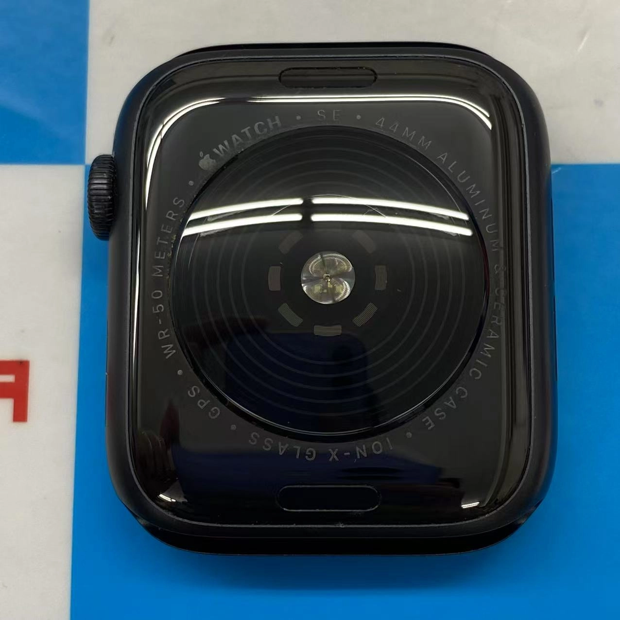 Apple Watch SE 第1世代 44mm GPSモデル  スペースグレイ MKQ63J/A