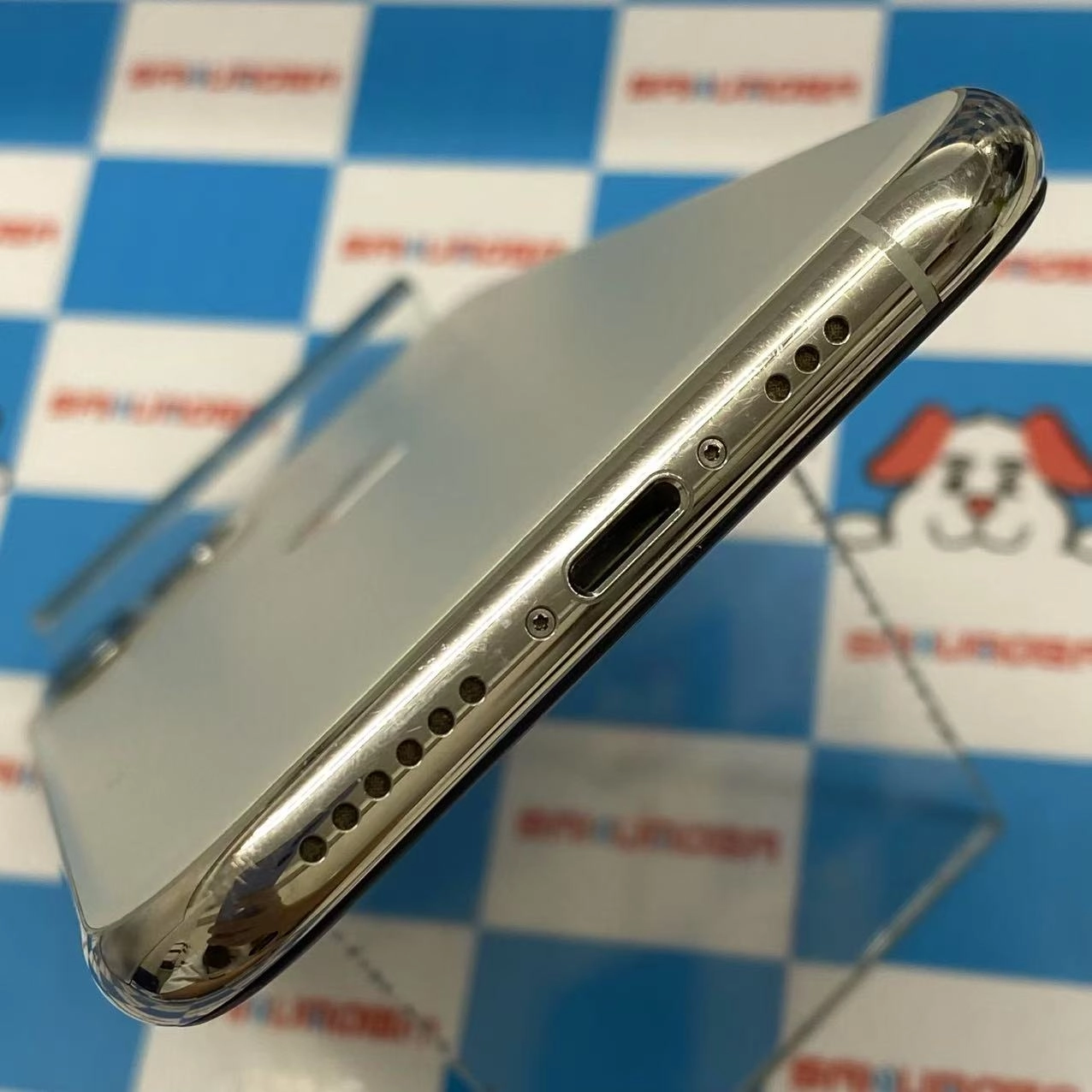 iPhone11 Pro 64GB シルバー MWC32J/A SIMロック解除済 AU版SIMフリージャンク品