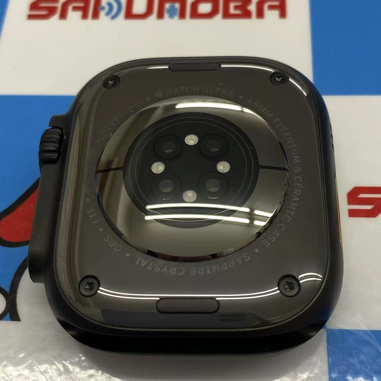 Apple Watch Ultra2 49mm GPS+Cellularモデル 64GB ブラック MX4P3J/A SIMフリー新品同様品