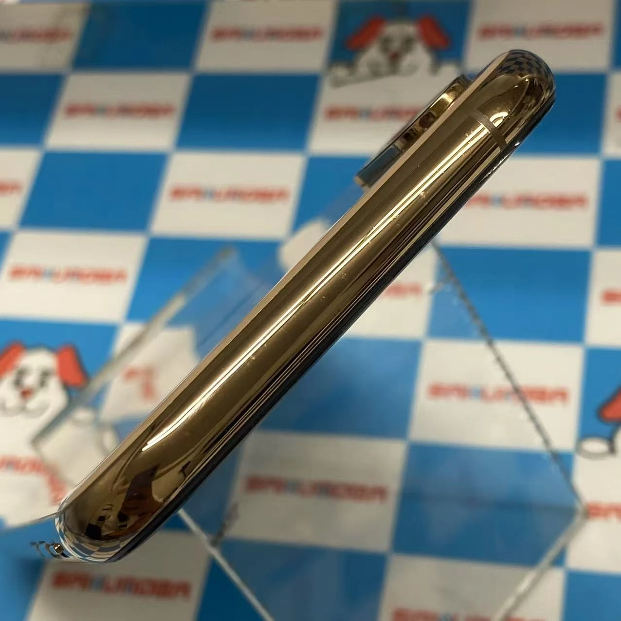 iPhoneXS 64GB ゴ-ルド NTAY2J/A SIMロック解除済 docomo