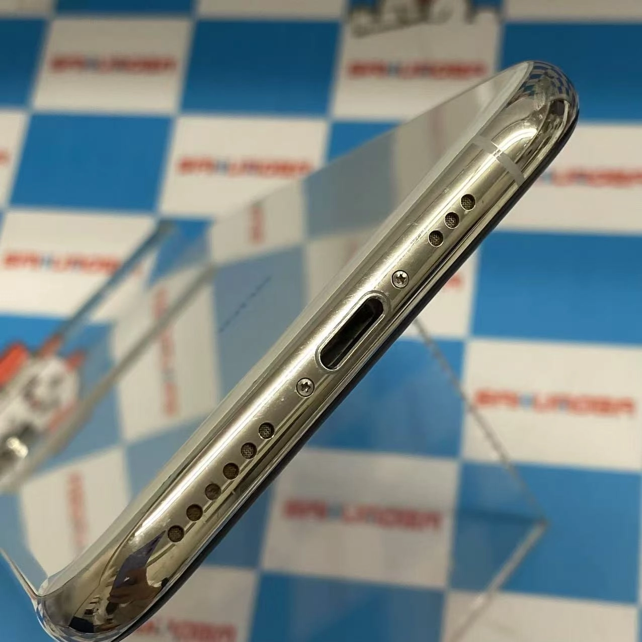 iPhoneXS 64GB シルバー MTAX2J/A SIMロック解除済 docomo ジャンク品