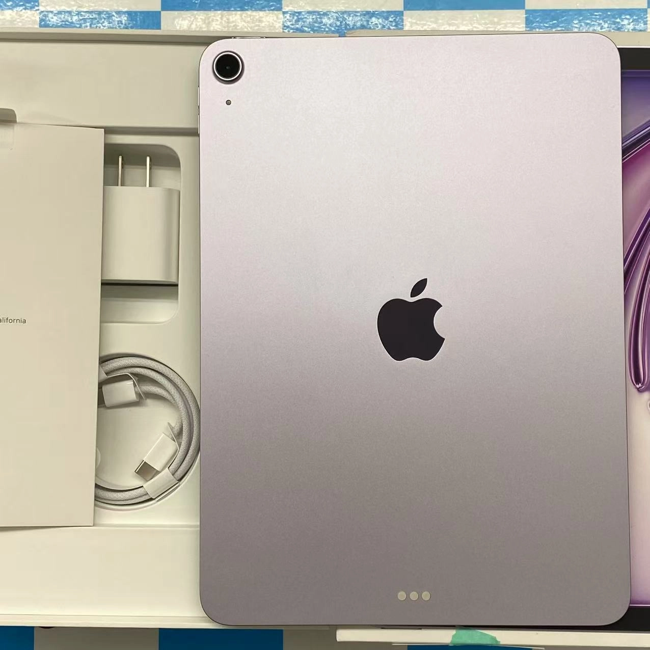 iPad Air 11インチ 第7世代 Wi-Fiモデル 128GB パープル MCA04J/A 開封未使用品