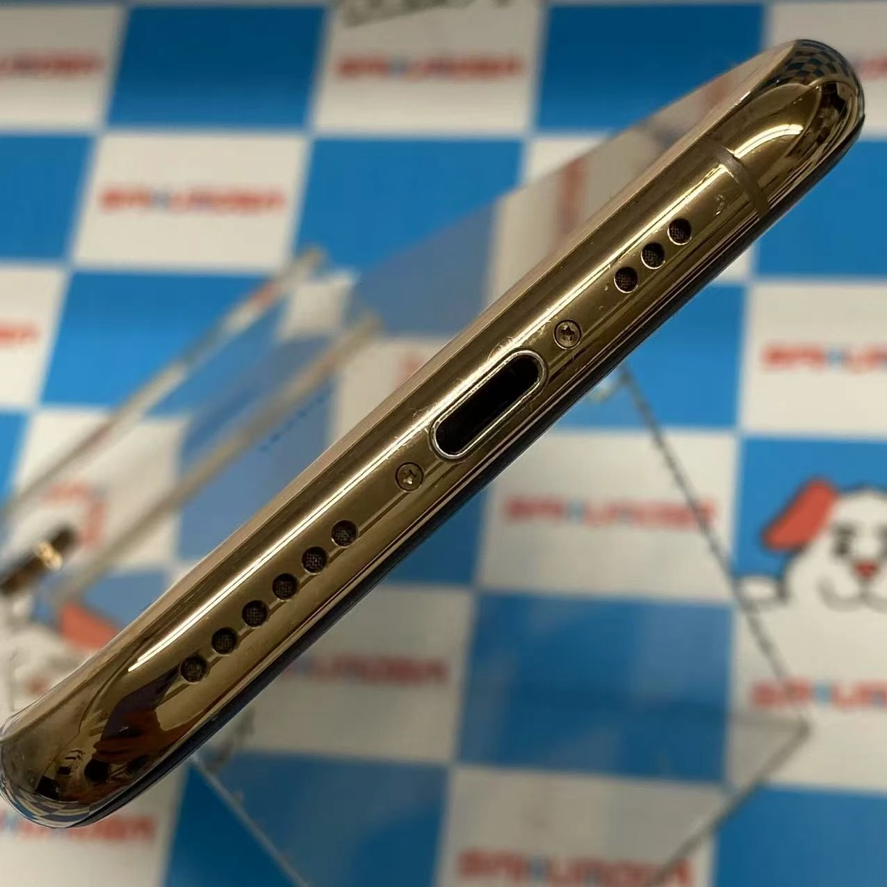 iPhoneXS 64GB ゴールド MTAY2J/A docomo訳あり品