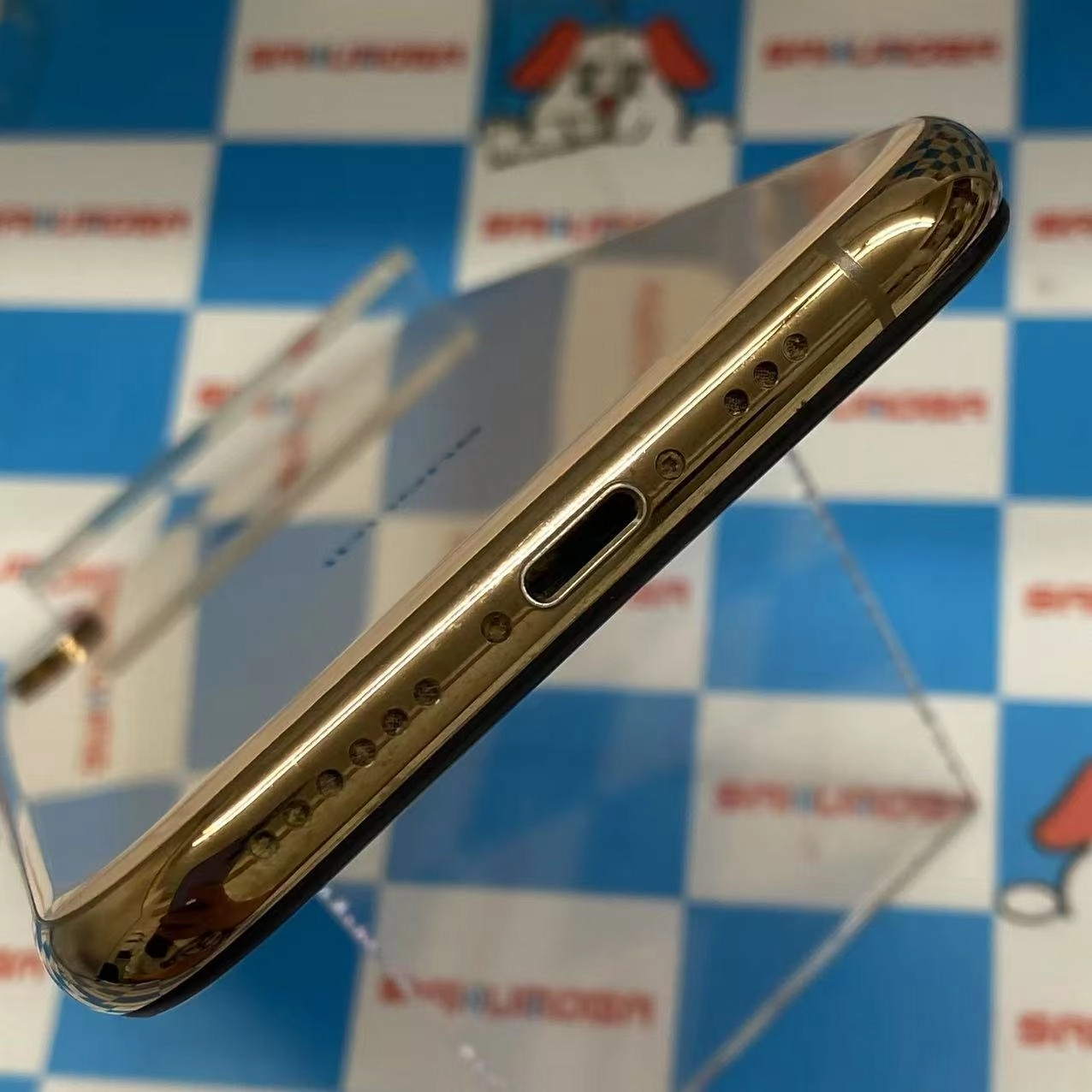 iPhoneXS 64GB ゴールド MTAY2J/A au